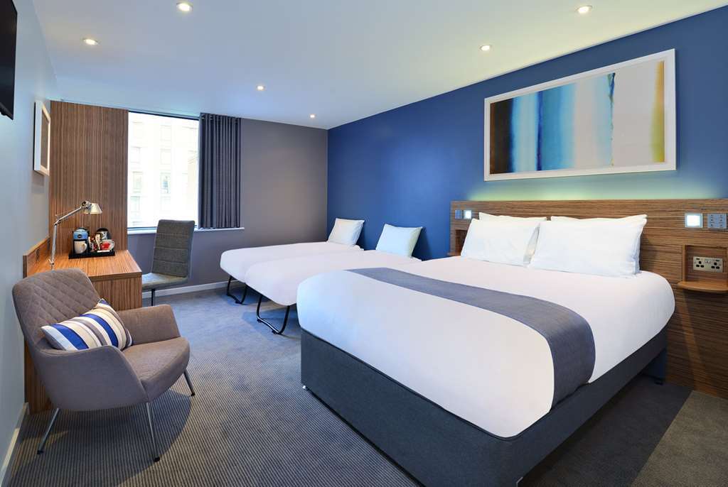 Travelodge Leeds Central Camera foto